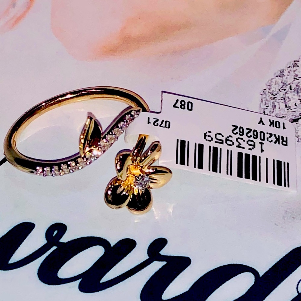 10k solid gold Real Diamond promise ring NOT CZ!